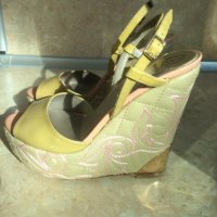 Луксозни, бутикови, оригинални дамски обувки  VERSACE  №36, снимка 1 - Дамски елегантни обувки - 26288550