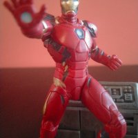 Колекционерска фигурка Schleich Marvel Iron Man Железният човек 21501 2016г , снимка 14 - Колекции - 41982598