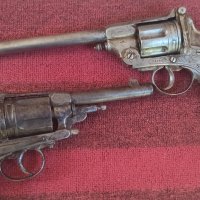 Револвер Гасер 2 броя, снимка 1 - Антикварни и старинни предмети - 42269249
