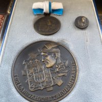 медал значка и плакет, снимка 2 - Антикварни и старинни предмети - 41538449