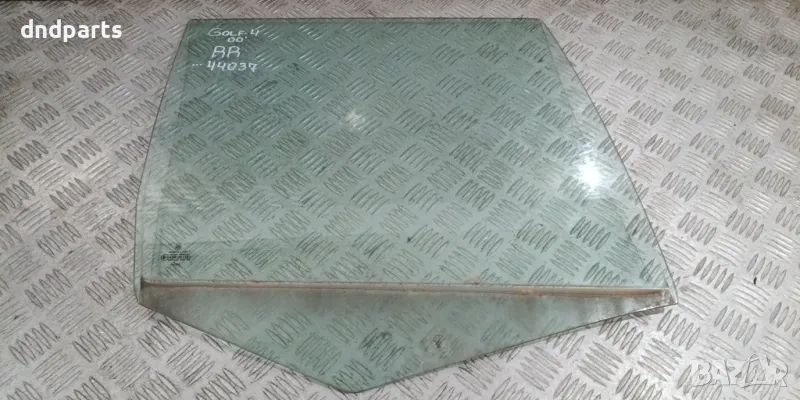 Странично стъкло VW Golf 4 2000г.(задно дясно)	, снимка 1