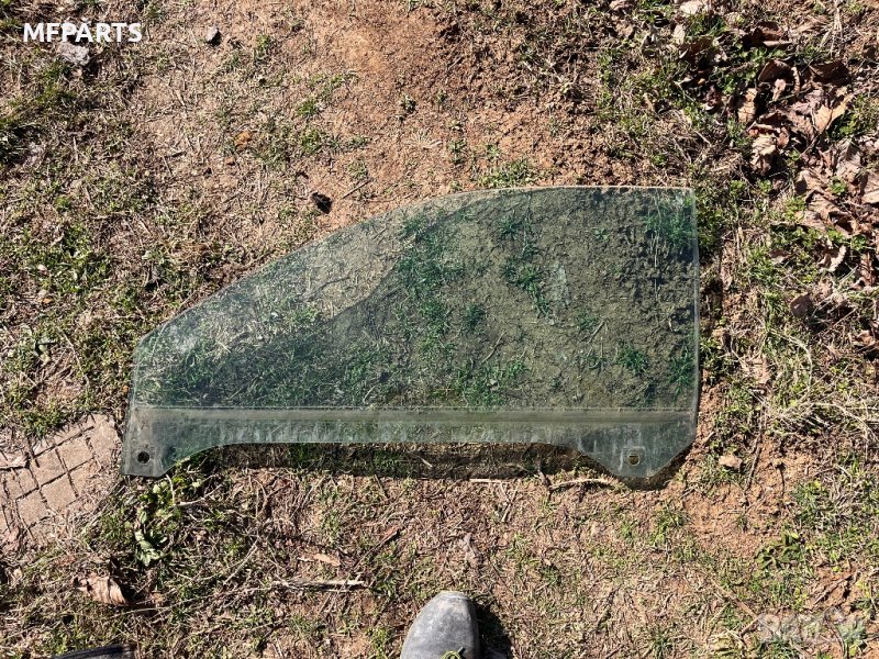 Предно ляво стъкло за Audi A3 8l, снимка 1