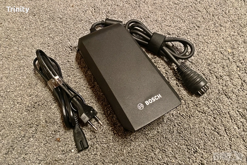 Bosch Fast Charger 6A /зарядно за електрически велосипед, снимка 1