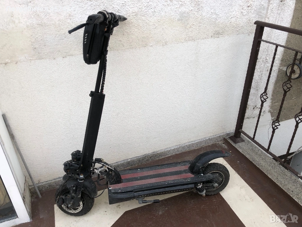 Тротинетка с два мотора , снимка 1