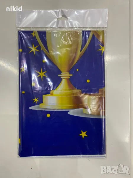 син червен фон Купа медал орден найлонова покривка за парти рожден ден, снимка 1