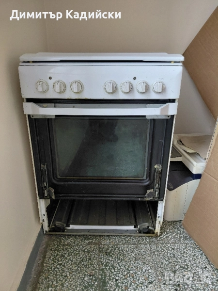 Печка Indesit KN6E11- 10000 лева, снимка 1