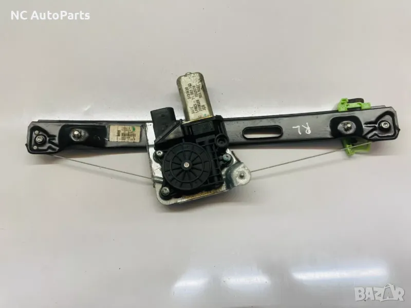 Ел мотор за задна лява врата ОРИГИНАЛЕН за BMW БМВ 3та серия Е90 Е91 71002603 / 707588314 2008, снимка 1