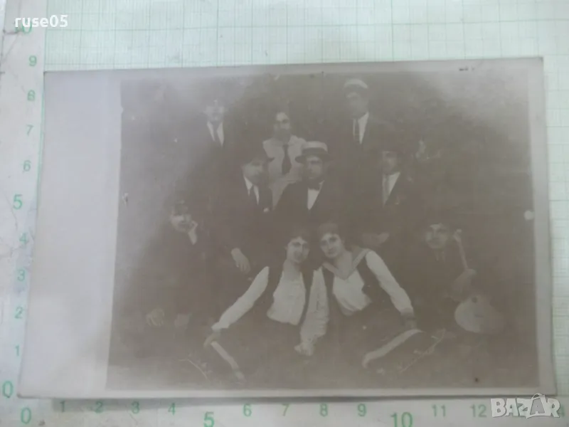 Снимка стара на излет в полето с китара, снимка 1