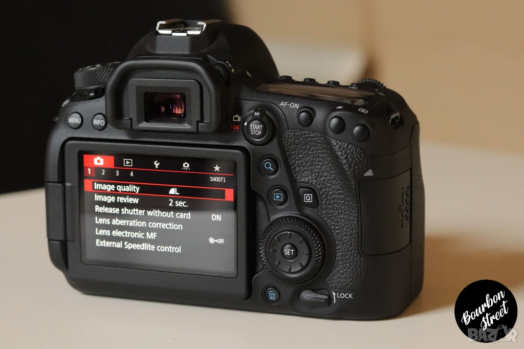 🔥Canon 6D Mark II body на само 2 200 кадъра!, снимка 1