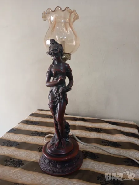 Фигуративна настолна лампа, снимка 1