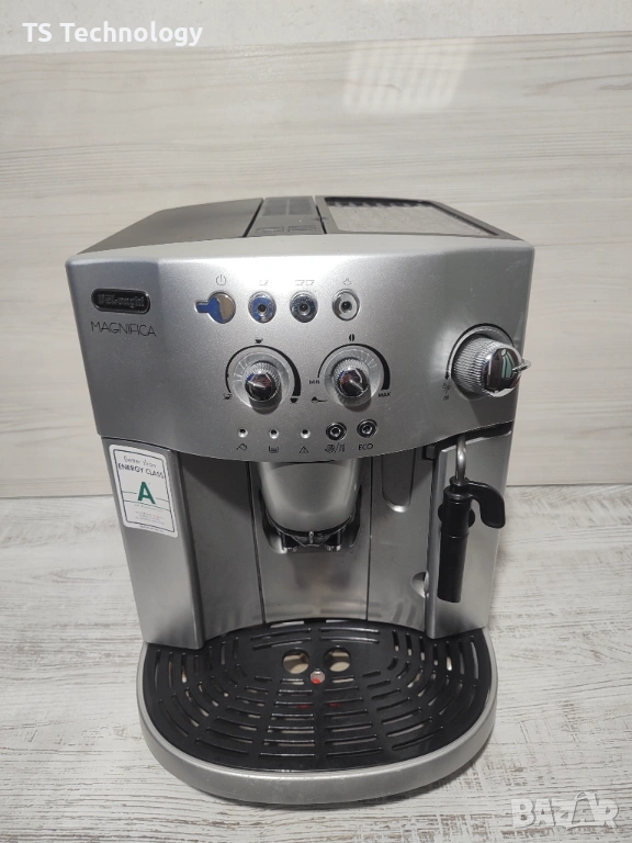 Кафеавтомат - робот Delonghi MAGNIFICA ECO, снимка 1