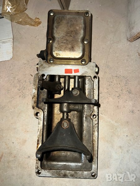 Капак скоростна кутия Волга ГАЗ 24 нов Оригинален, снимка 1