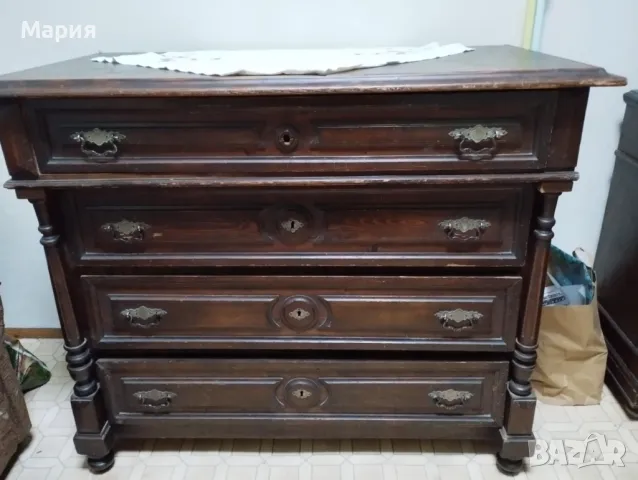 Комплект легла масив, нощно шкафче, скрин от фабрикантска къща, снимка 6 - Антикварни и старинни предмети - 49025235