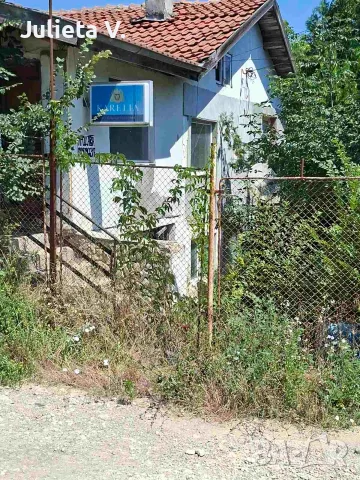 Продавам къща с двор, снимка 5 - Къщи - 55962285