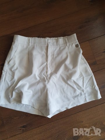 Liu.Jo къси панталони, снимка 8 - Панталони - 38833868