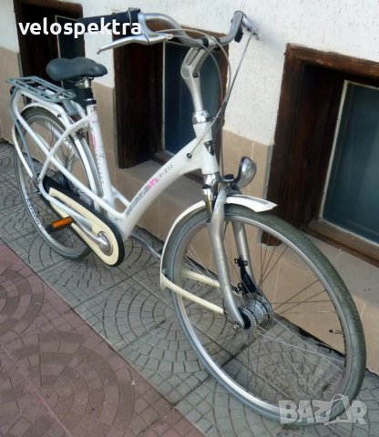 БАТАВУС Мамбо ! 28 цола ! Алуминиев ! Шимано Нексус-8 Нидерландия !, снимка 10 - Велосипеди - 51945627