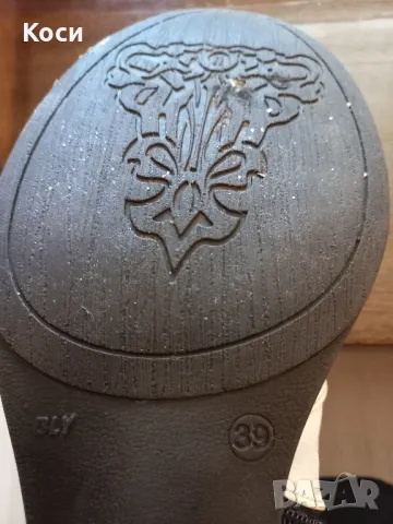 Зимни бели ботуши 39 номер , снимка 3 - Дамски ботуши - 48291888