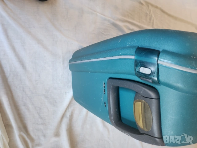 Куфари : 2 броя Samsonite мod.Oyster GL,от най-здравите, на шифър, 2 колелца, дръжка за дърпане, снимка 11 - Куфари - 52344325