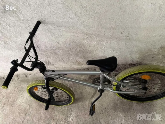 BMX 20 цола , много запазен!, снимка 2 - Велосипеди - 56192765