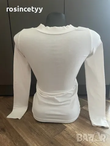 Бяла блузка, снимка 4 - Блузи с дълъг ръкав и пуловери - 23917076