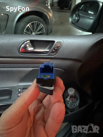 Бутон централно заключване Golf 5 , голф 5, снимка 2 - Части - 53497248