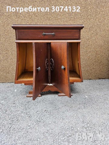 Интересен шкаф в ретро стил, снимка 3 - Шкафове - 33874954