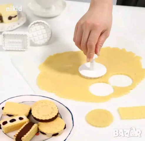 4 бисквитки бисквитка рамка рамки резци форми форма с бутало за сладки тесто, снимка 2 - Форми - 48264503