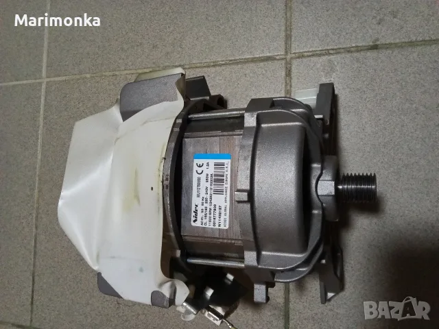 електромотор WU112T50W00 за INDESIT BTW B7220