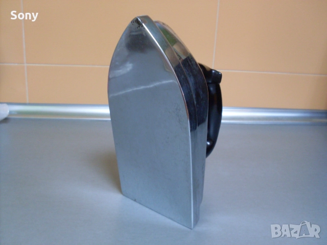 Стара българска ютия- 1960- 1965г., снимка 8 - Антикварни и старинни предмети - 52500086