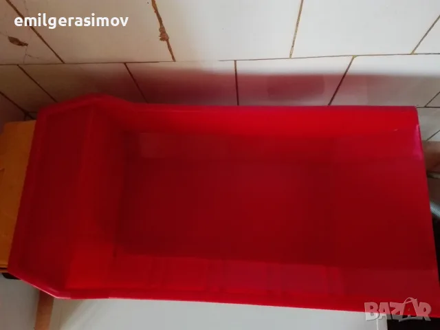 Играчки - голям камион ,лот динозаври и водни пистолети .  , снимка 5 - Други ценни предмети - 36904160