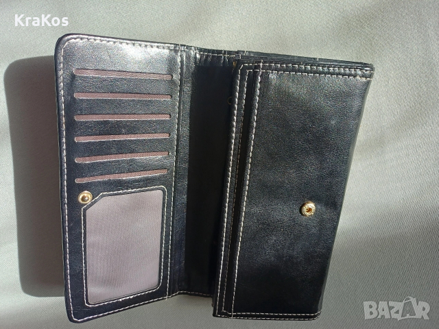 Лот от дамски портмонета