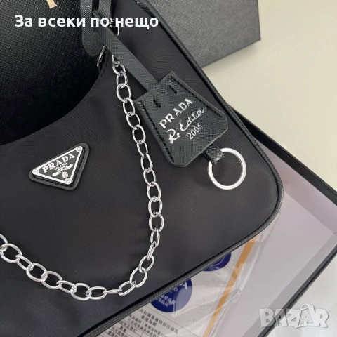 Prada Дамска Черна Чанта С Торбичка На Марката Код 66Btq12, снимка 7 - Чанти - 53753939