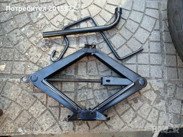 Оригинален крик и ключ за Opel astra.H.zafira.B.vectra.C.meriva.signum.Saab.93.95., снимка 2 - Аксесоари и консумативи - 47750908