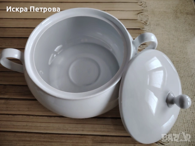 Порцеланови румънски супници, снимка 4 - Чинии - 53052484