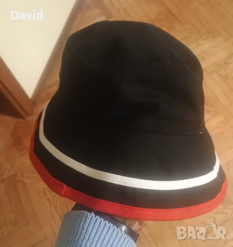 Двулицева шапка идиотка на Борнемут, снимка 2 - Футбол - 48527997