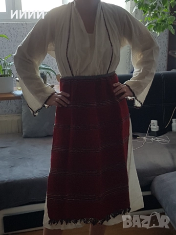 Народна носия риза престилка