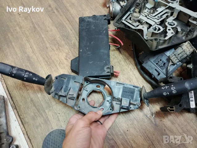 Лостчета светлини , чистачки за Citroen Saxo , Peugeot 106 , 61557121, снимка 2 - Части - 56230905