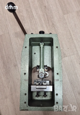 Преса за конектори / метал, снимка 3 - Друга електроника - 53611819