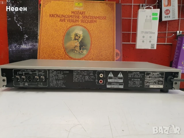 Тунер PIONEER F-70, снимка 4 - Ресийвъри, усилватели, смесителни пултове - 51017281