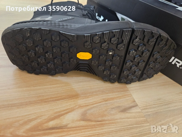 Продавам мъжки кубинки Under Armour Charged Valsetz, снимка 4 - Мъжки боти - 53253036