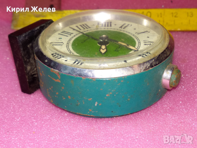 SLAVA MADE in USSR Стар КОЛЕКЦИОНЕРСКИ Механичен РУСКИ БУДИЛНИК с РИМСКИ ЦИФЕРБЛАТ СЛАВА СССР 28660, снимка 7 - Антикварни и старинни предмети - 44545637