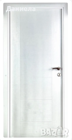 Бяла интериорна врата