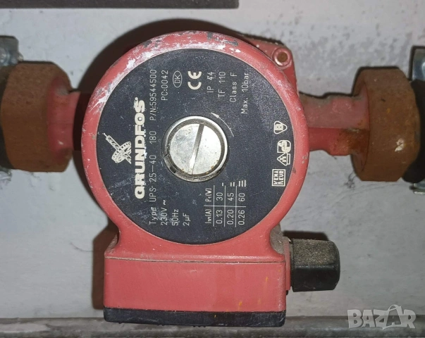 Радиатори за отопление, лира за баня, бойлер, помпа и колектори с връзките, цялостно оборудване., снимка 10 - Други стоки за дома - 53352809