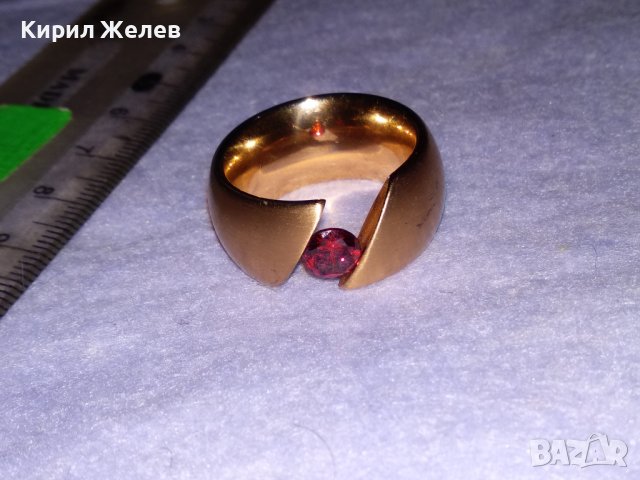 ВЕЛИКОЛЕПЕН с ДЕБЕЛА ПОЗЛАТА и ФАСЕТИРАН ГРАНАТ АРТ ПРЪСТЕН от БЛАГОРОДНА НЕРЪЖДАЕМА СТОМАНА 38670, снимка 4 - Пръстени - 41622884