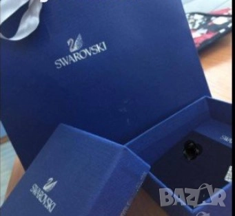 Нова Swarovski гривна оригинална е, снимка 6 - Гривни - 48025360