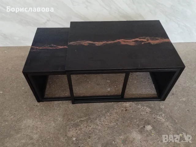 Холни масички от иголистен материал и епоксидна смола