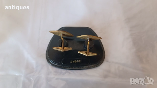 Стари позлатени ръкавели / бутонели - ДУБЛЕ - от времето на соц-а, снимка 4 - Антикварни и старинни предмети - 53108630