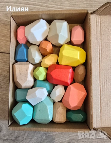 Дървена цветна игра за баланс - камъчета