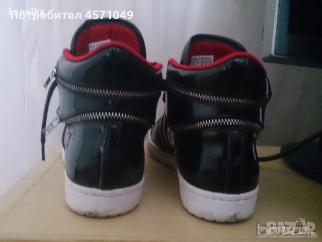 Спортни обувки Adidas , снимка 7 - Маратонки - 51439136