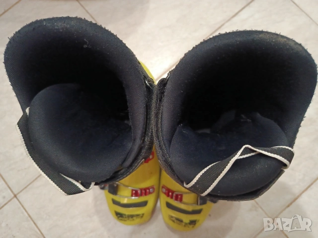   Детски ски обувки Fischer RC4 JR, 37-37.5 номер, снимка 7 - Зимни спортове - 53149347